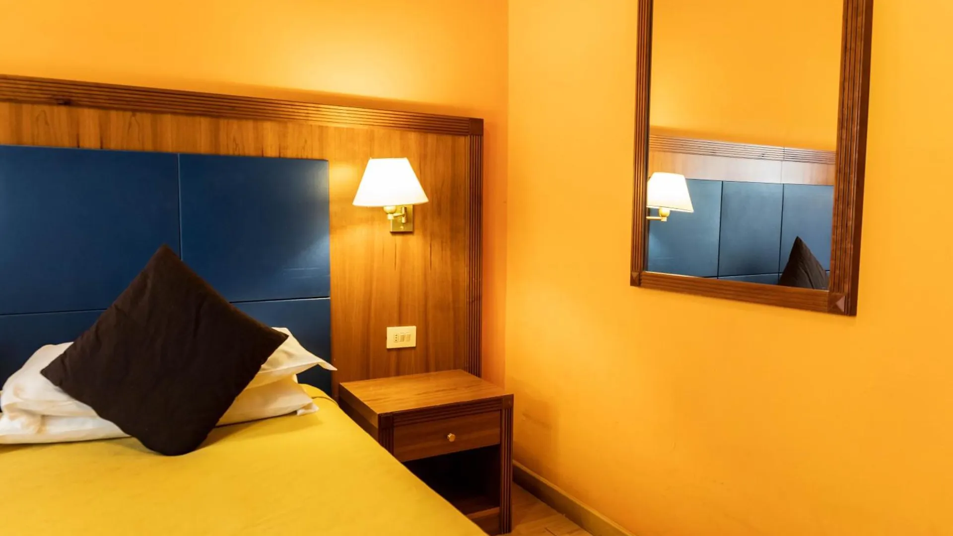 Hotel Berlino Milano 3*,