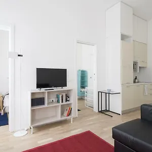 Apartamento Primopiano - Astolfo 12